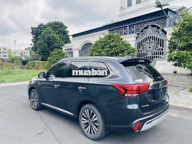 Mitsubishi Outlander Pre 2022 Xám