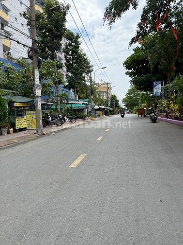 Mặt tiền kd tầng trệt Cc Ba Tơ, Q.8, 44m2, 2 tầng mới đẹp, giá 4 tỷ 25