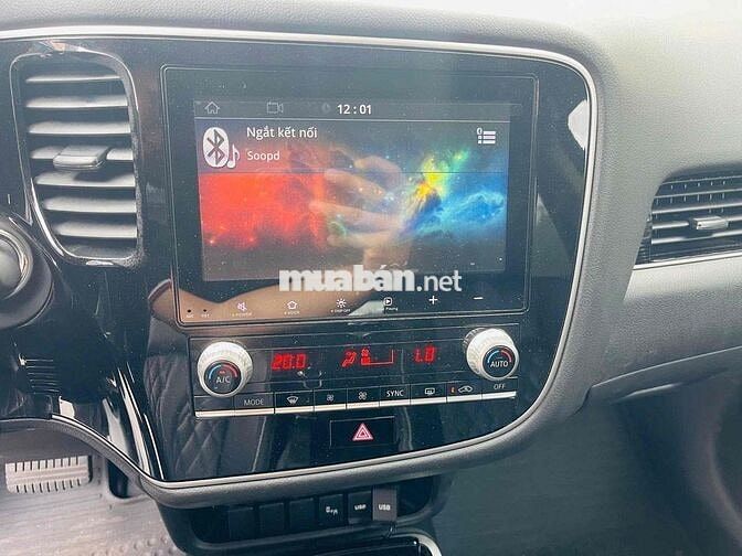 Mitsubishi Outlander Pre 2022 Xám