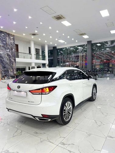 Bán Lexus RX300 sản xuất 2021, xe chạy ít, giá cực rẻ.