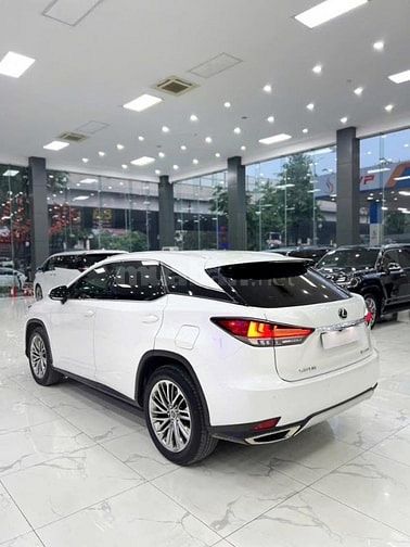 Bán Lexus RX300 sản xuất 2021, xe chạy ít, giá cực rẻ.