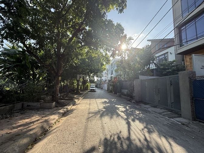 Thạch Bàn – Long Biên – Ô TÔ Tránh – 131 M2 – Đất – MT 7 M – Giá 15.8 