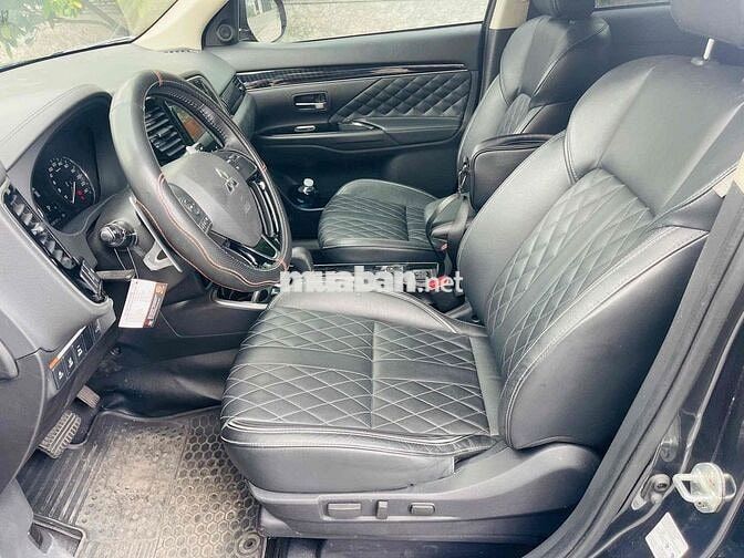 Mitsubishi Outlander Pre 2022 Xám