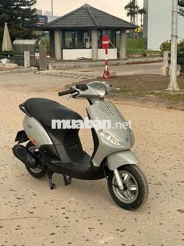Piaggio Zip màu Xám