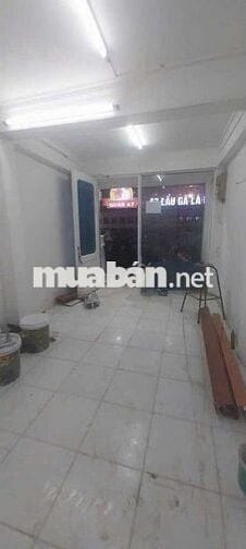 NHÀ HẺM XE TẢI 3 LẦU 3PN 4VS KỲ ĐỒNG P9 Q3