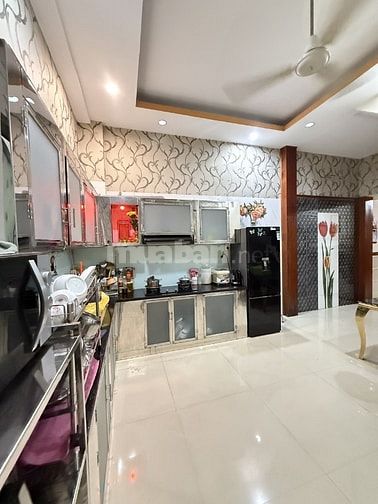 HẠ GẤP 2 TỶ , BÁN ĐỊNH CƯ , GIÁP QUẬN 10 , 70m2 NGANG 5m NỞ HẬU .
