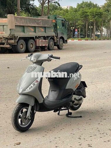 Piaggio Zip màu Xám