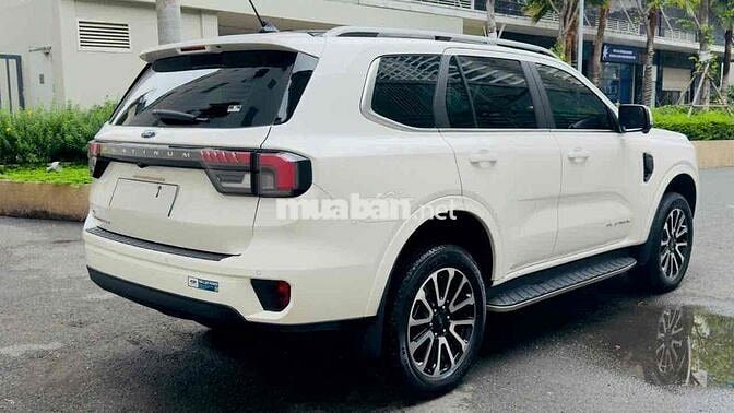 Everest Platinum 2 Cầu Cao Cấp Xe Chuẩn Đẹp