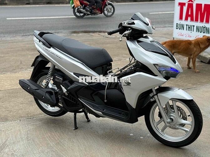 Honda Air Blade Robot Bạc đen