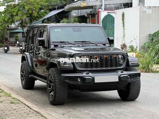 Jeep Wrangler Sahara 2023 Đen 3500km