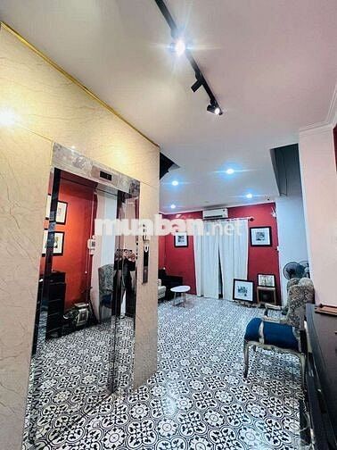 Nhà 2 MẶT TIỀN, Thang máy, MẶT PHỐ Chiến Thắng, kinh doanh , HÀ ĐÔNG.