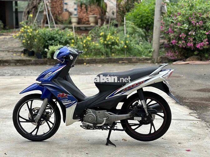 Suzuki Axelo 2015 Xanh trắng Zin êm