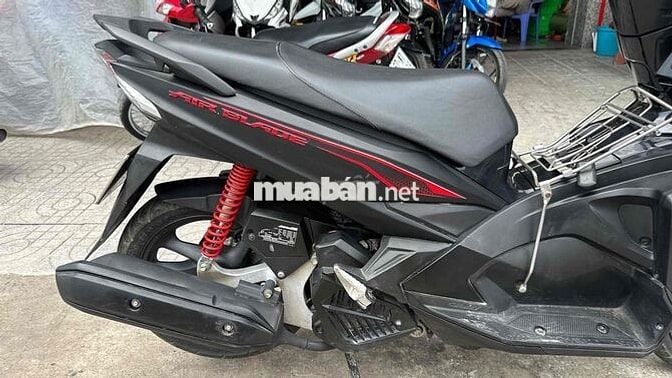 Honda Airblade fi 2017 Đen nhám ( hỗ trợ góp )