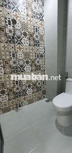 Bán nhà đẹp giá rẻ Q8, ra Q1 chỉ 15p