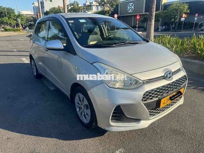 Hyundai i10 2017 1.0MT Bạc