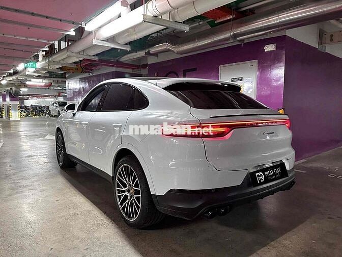 Porsche Cayenne Coupe 2022 Trắng Bank 90%