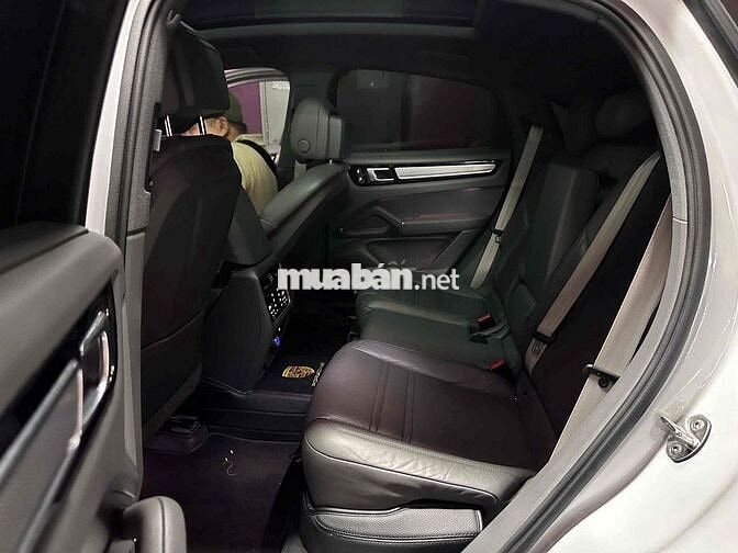 Porsche Cayenne Coupe 2022 Trắng Bank 90%