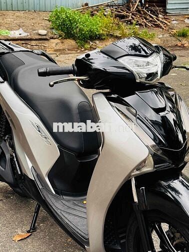 Honda SH 150i ABS 2018 Bạc poscher spoty