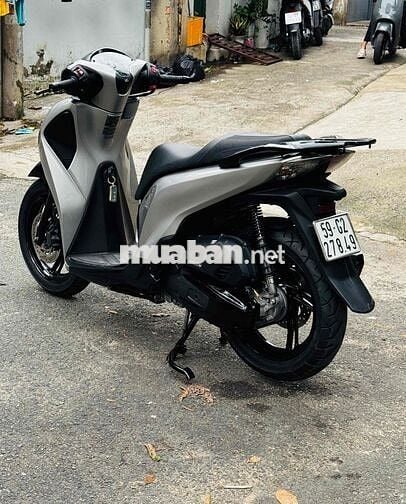 Honda SH 150i ABS 2018 Bạc poscher spoty