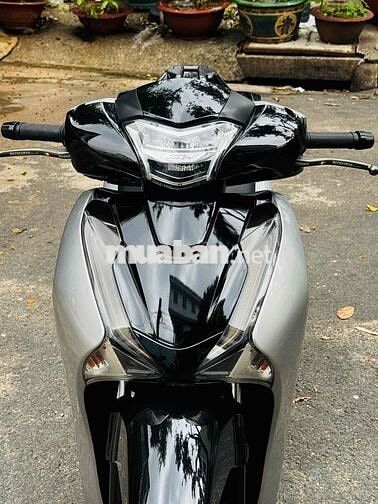 Honda SH 150i ABS 2018 Bạc poscher spoty