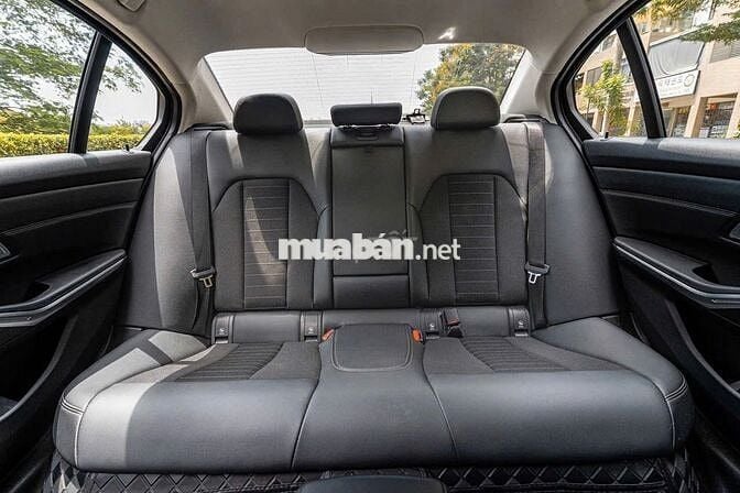 BMW 320i Sportline 2022 Trắng 38000 km