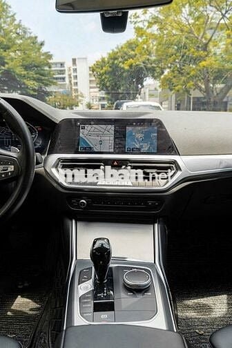 BMW 320i Sportline 2022 Trắng 38000 km