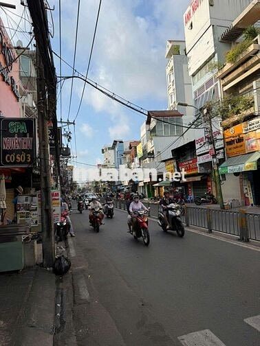 kẹt tiền bán gấp nhà mặt tiền nguyễn thị tần thuộc phường chánh hưng