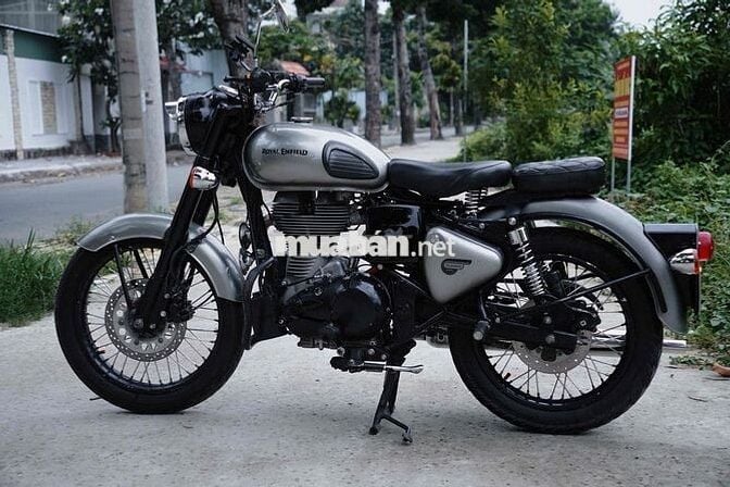 Royal Enfield Classic 500 Bạc 2 đĩa