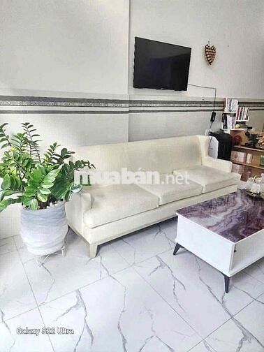 CHO THUÊ-NHÀ FULL NỘI THẤT,CÓ THANG MÁY -MT LÂM VĂN BỀN - TRỆT 3 LẦU