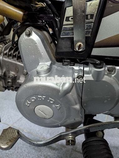 Honda Super Dream 2003 Tím