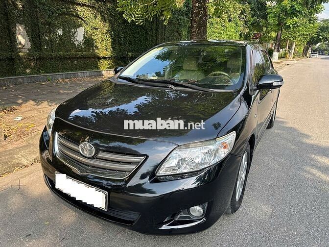 Toyota Altis 1.8G AT Đen