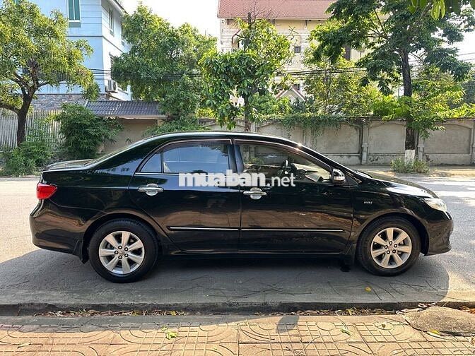 Toyota Altis 1.8G AT Đen