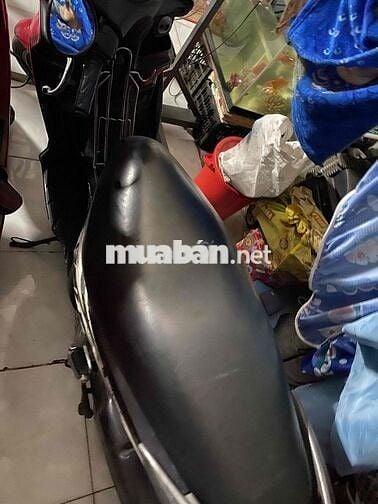 Suzuki Xe máy màu Đỏ