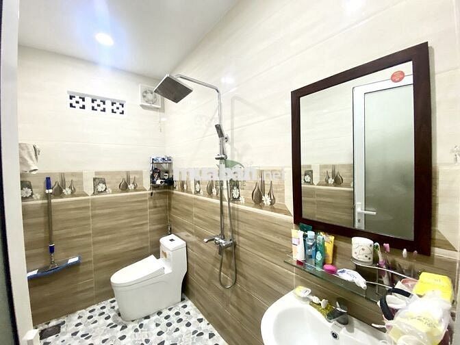 CHO THUÊ NHÀ KINH DOANH 4 TẦNG KĐT ACC VƯỜN XOÀI GIÁ 22 TRIỆU/THÁNG