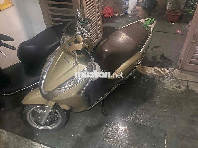 Honda Lead 2016 Vàng nâu
