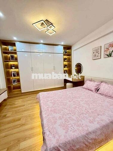 TT Bách Khoa mặt phố , tầng2, 3 ngủ, vừa ở vừa cho thuê,dòng tiền ổn