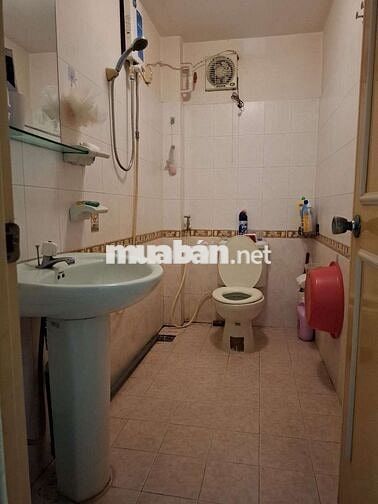 Cho nữ thuê phòng full nội thất dt 20m2 mặt tiền rạch xuyên tâm 5triệu