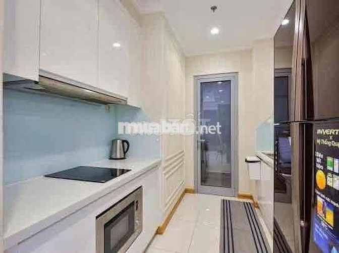 Mình cần cho thuê vinhomes Central Park L1 3PN full nội thất