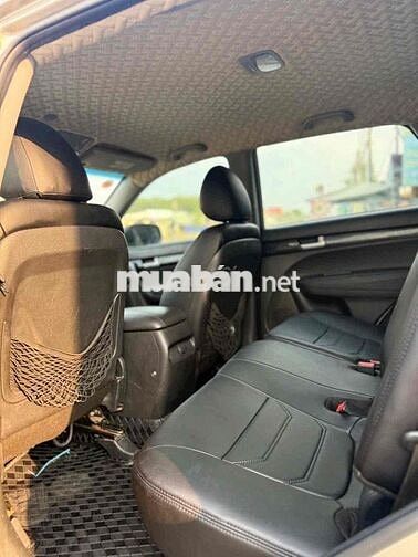 Kia Sorento Vàng cát