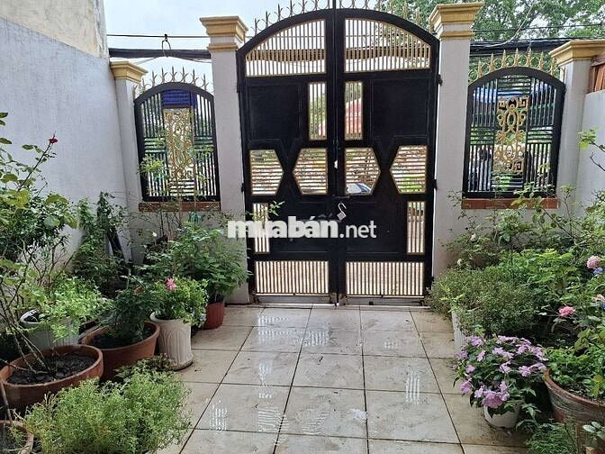 Cho nữ thuê phòng full nội thất dt 20m2 mặt tiền rạch xuyên tâm 5triệu