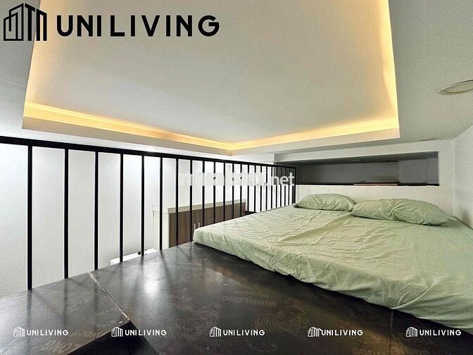 PHÒNG GÁC BAN CÔNG CỬA SỔ THANG MÁY FULL NỘI THẤT NGAY CẦU ĐỎ GIA RẺ