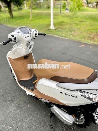 Honda Lead Trắng Nâu ( chính chủ )
