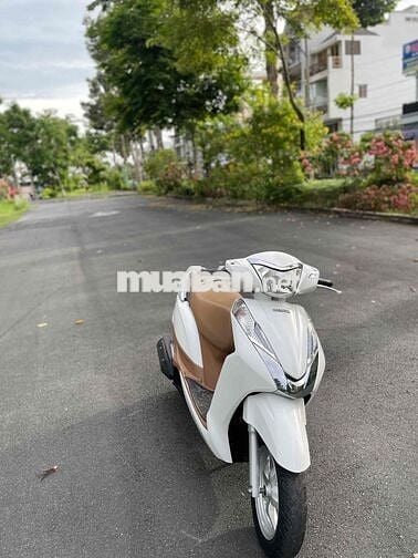 Honda Lead Trắng Nâu ( chính chủ )