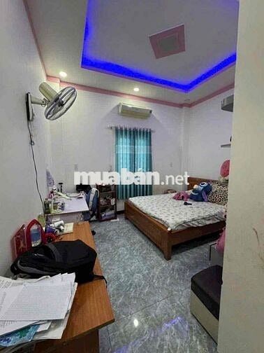 nhà phố đường lớn,  thông, vỉa hè kinh doanh tốt