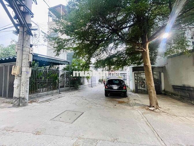 ⁠Bán nhà Thạnh Lộc 19 Q12 đúc 3 tầng, hẻm xe tải 8m, giá 5.28 tỷ⁠
