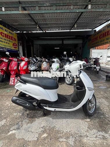 Yamaha Nozza màu Trắng