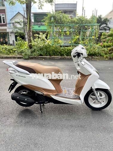 Honda Lead Trắng Nâu ( chính chủ )