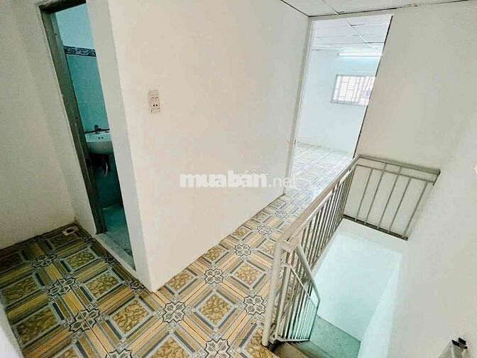 Nhà Mới 2tầng - Lý Thánh Tông - Nhà Vào Ở Ngay - 2pn 2wc - 8Tr
