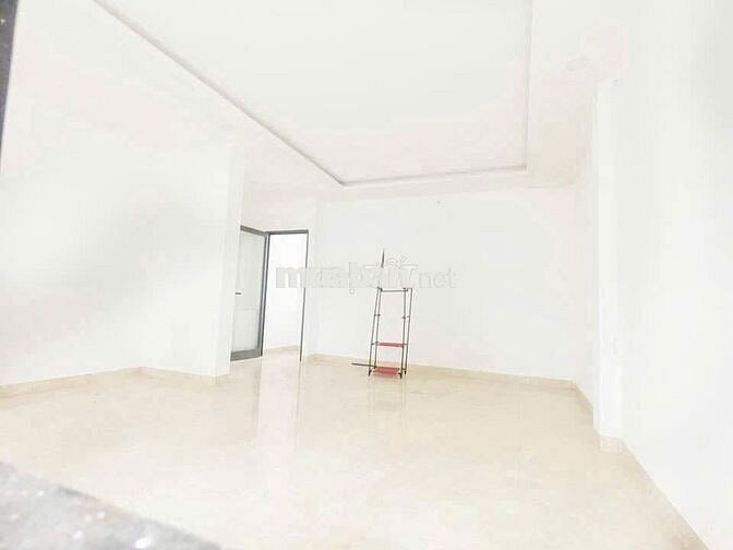 CHO THUÊ NHÀ NGUYÊN CĂN MẶT TIỀN NGUYỄN THỊ MINH KHAI 160m2
