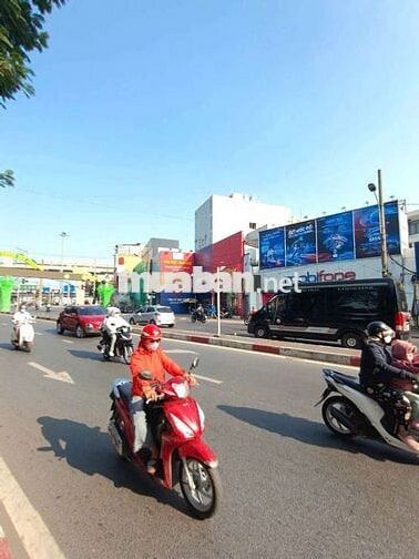 CHO THUÊ MẶT TIỀN VÕ VĂN NGÂN ĐỐI DIỆN TRƯỜNG ĐẠI HỌC 